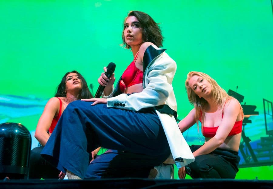 MTV UK: Dua Lipa was given the first ever key to hometown in Kosovo.